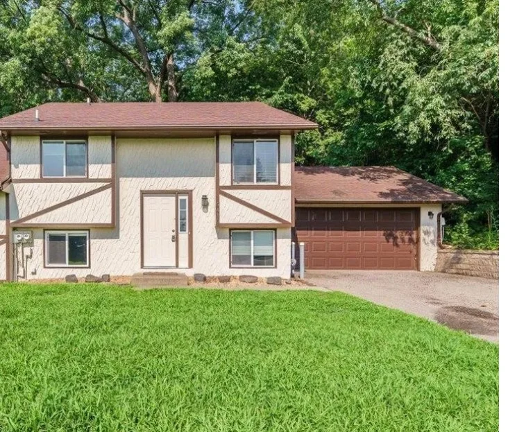 Bloomington Multiplex: 5410 W Old Shakopee Cir