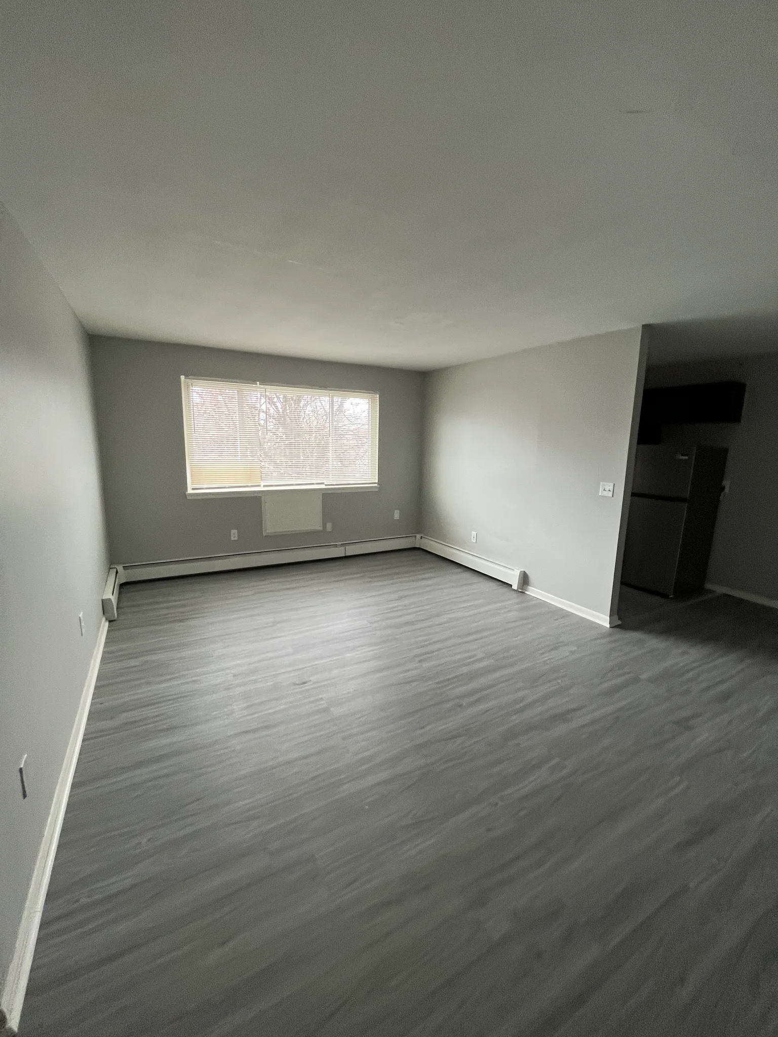 Hartford Apartment: 69 Ward Place