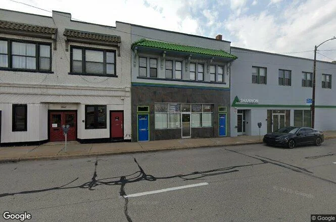 Pittsburgh House: 3245 W Liberty Ave