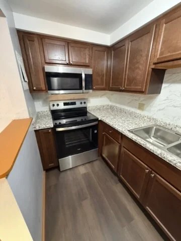 Madison Apartment: 2413 Calypso Rd