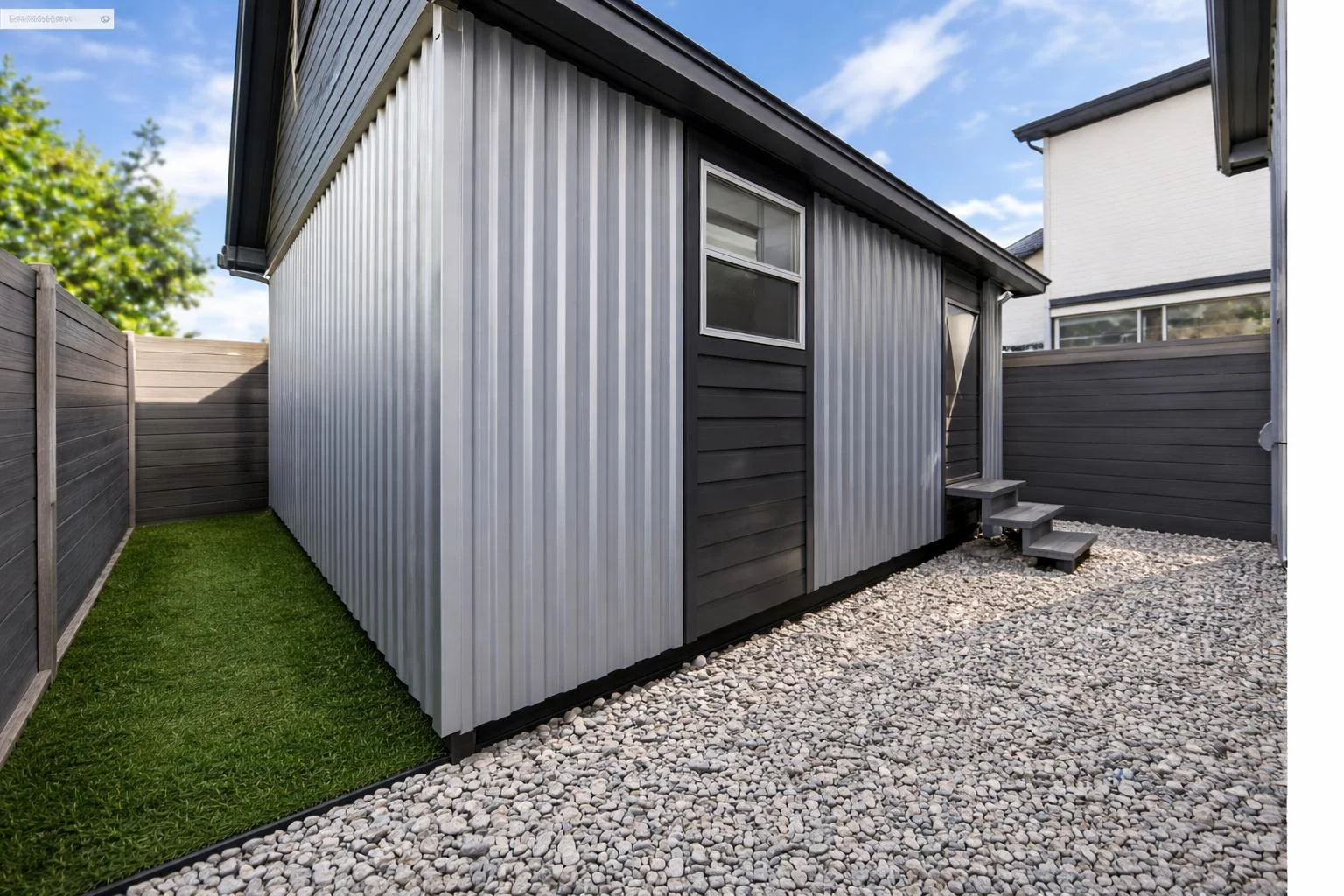 Houston House: 5036 Golden Forest Drive