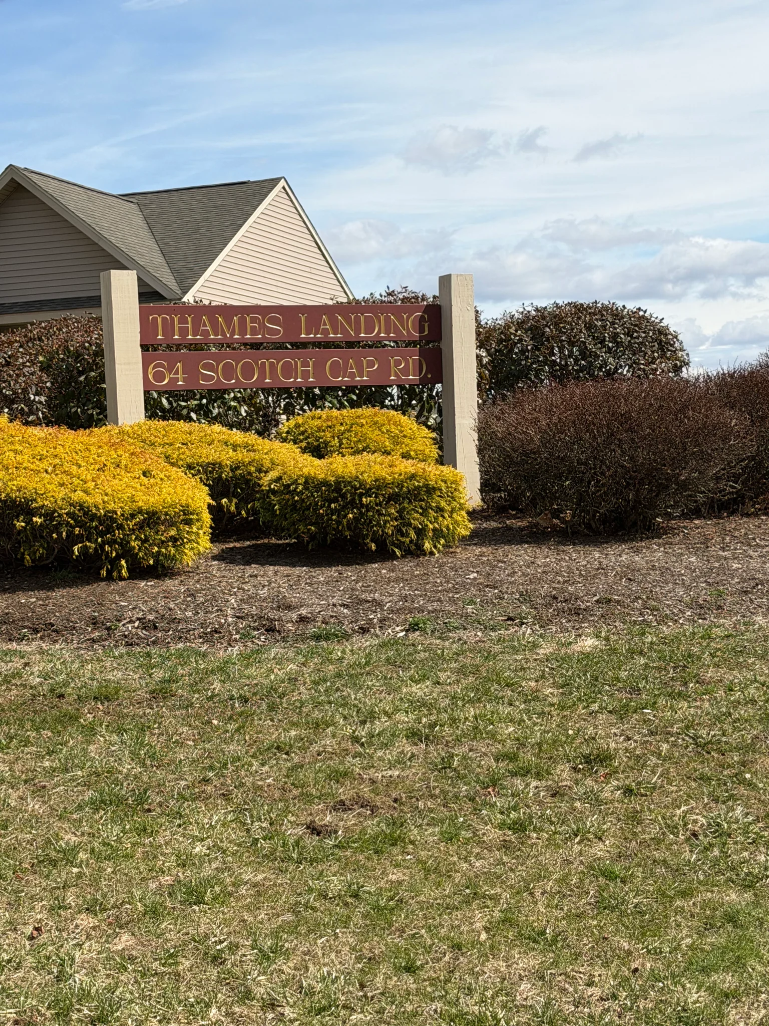 Waterford Condo: 64 Scotch Cap Rd