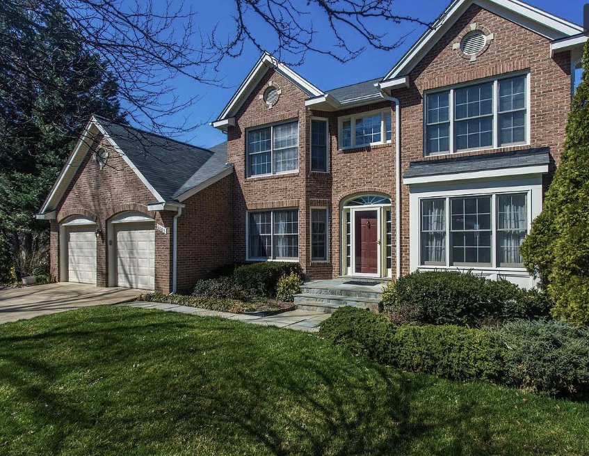 Clifton House: 6805 Marleigh Ct