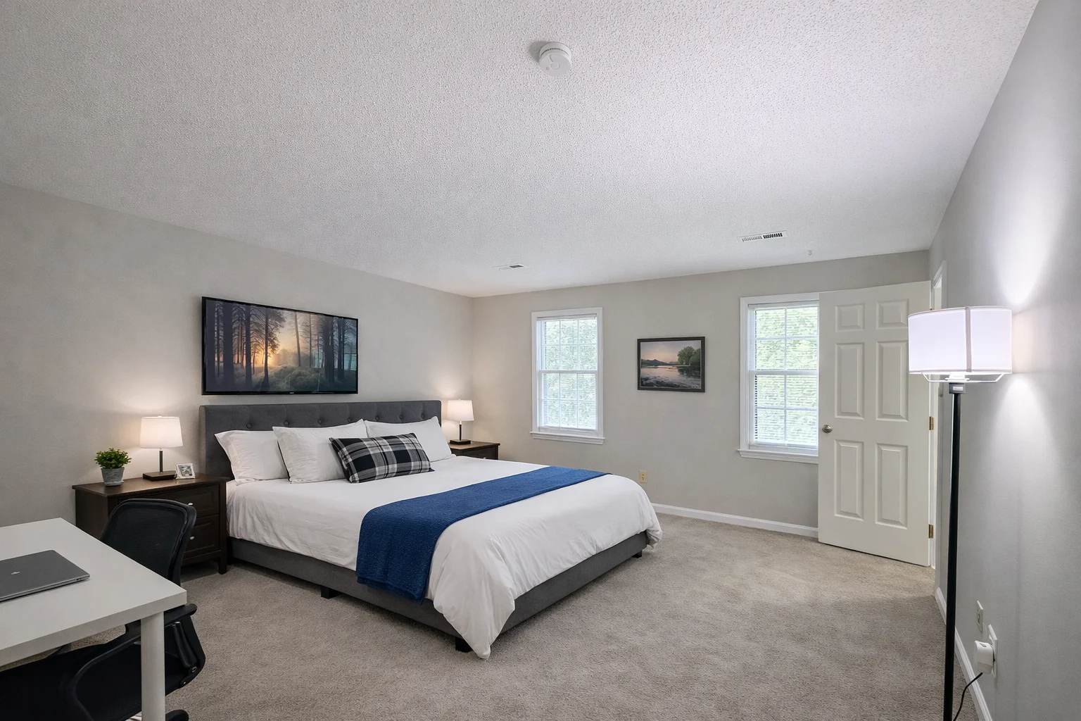 Raleigh Multiplex: 5208 Windwood Ct