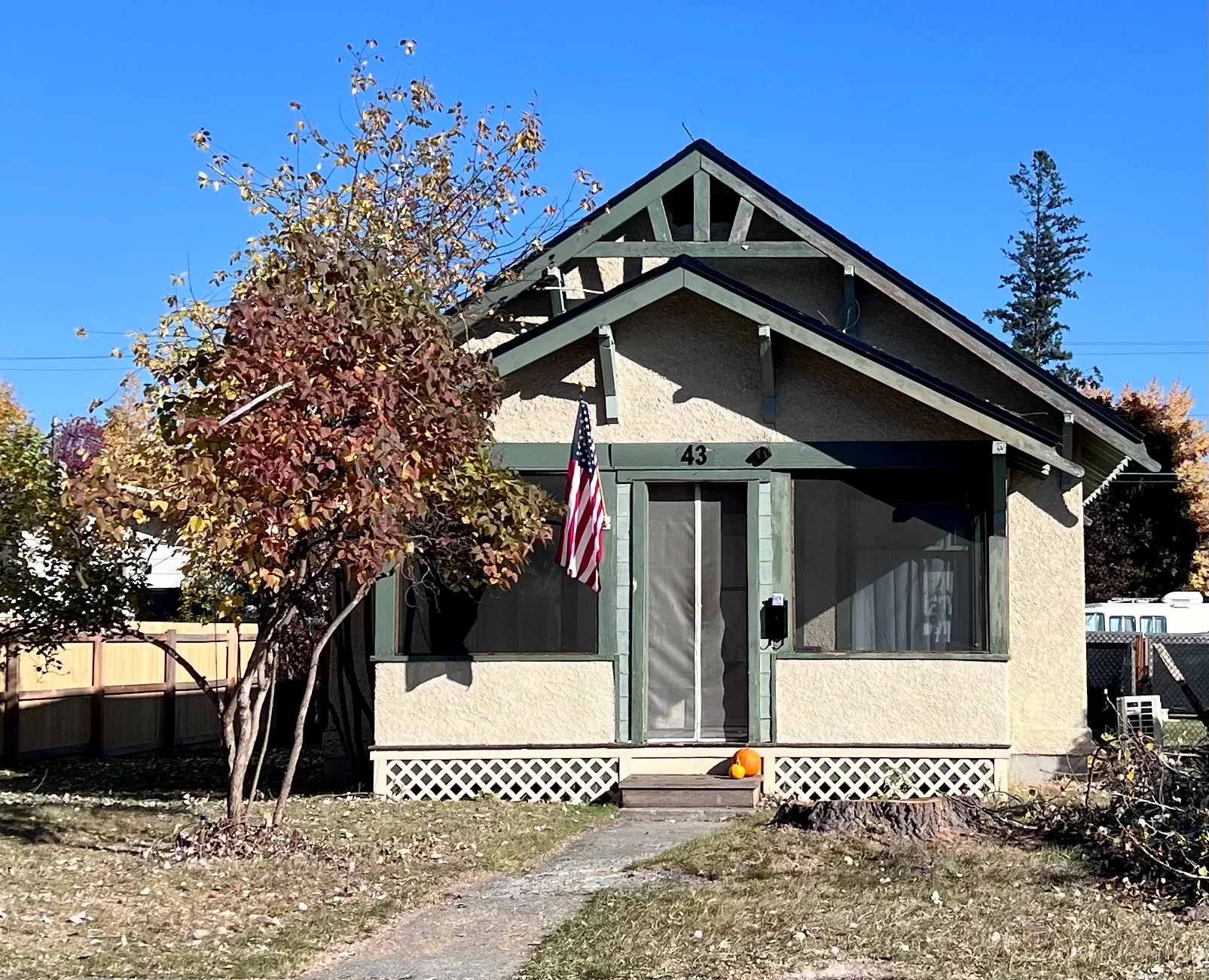 Whitefish House: 43 Pine Ave