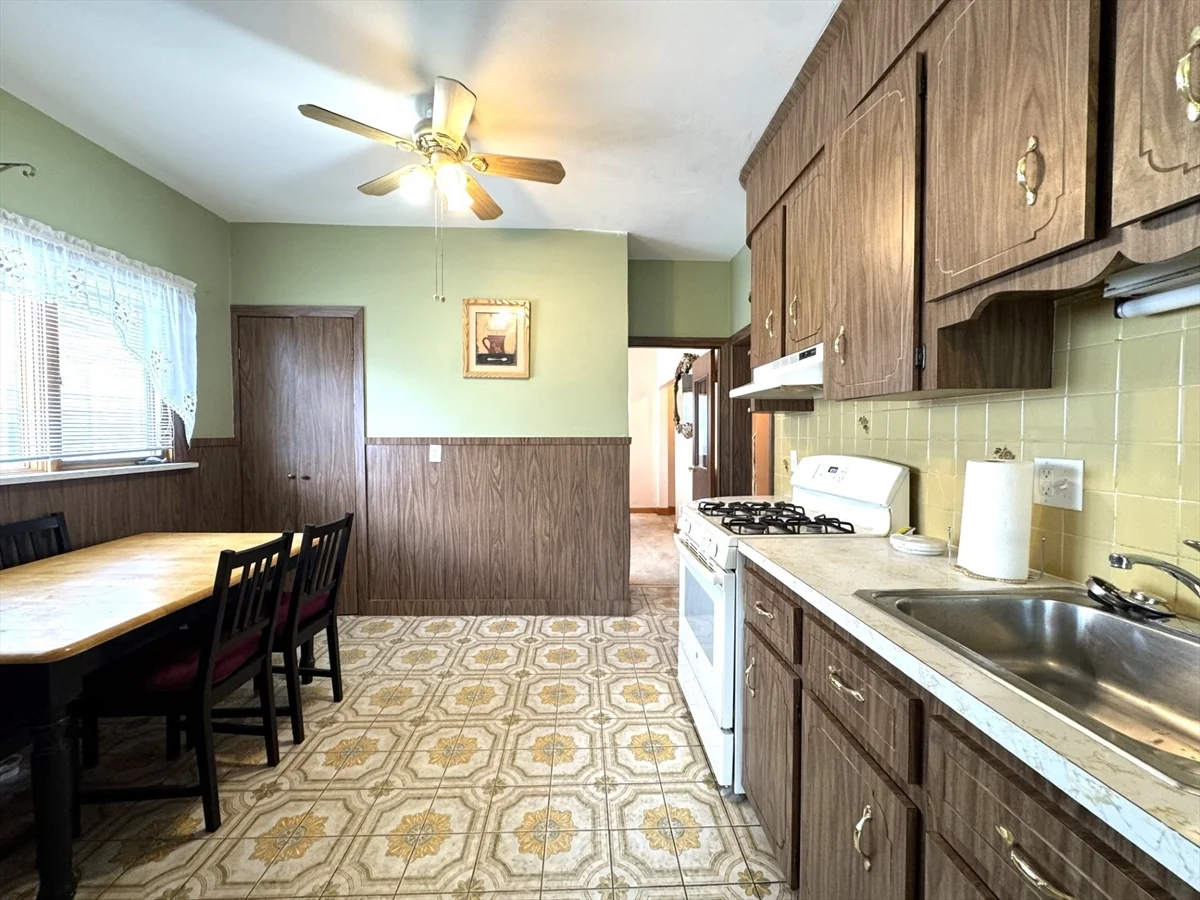 Medford House: 26 Frederick Ave