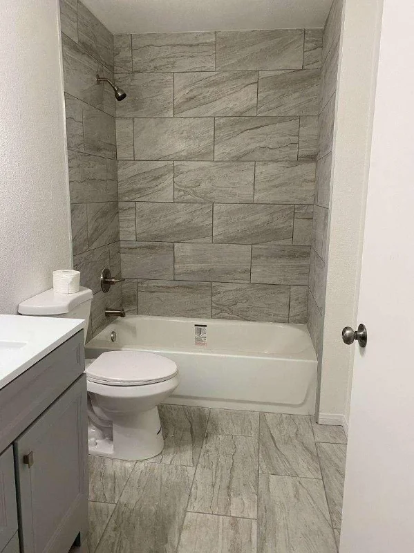 El Cajon Apartment: 594 Graves Avenue