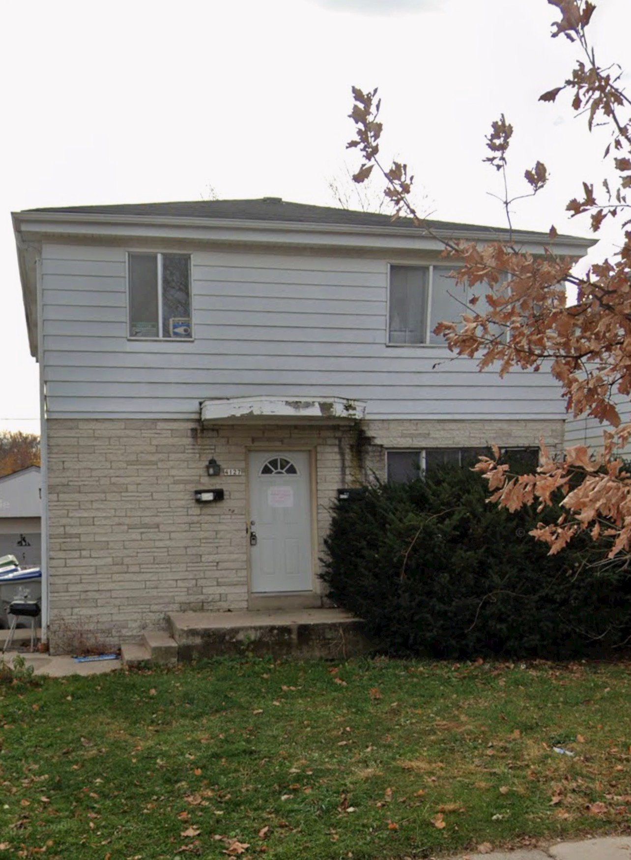 Milwaukee Townhome: 4127 W Kiley ave