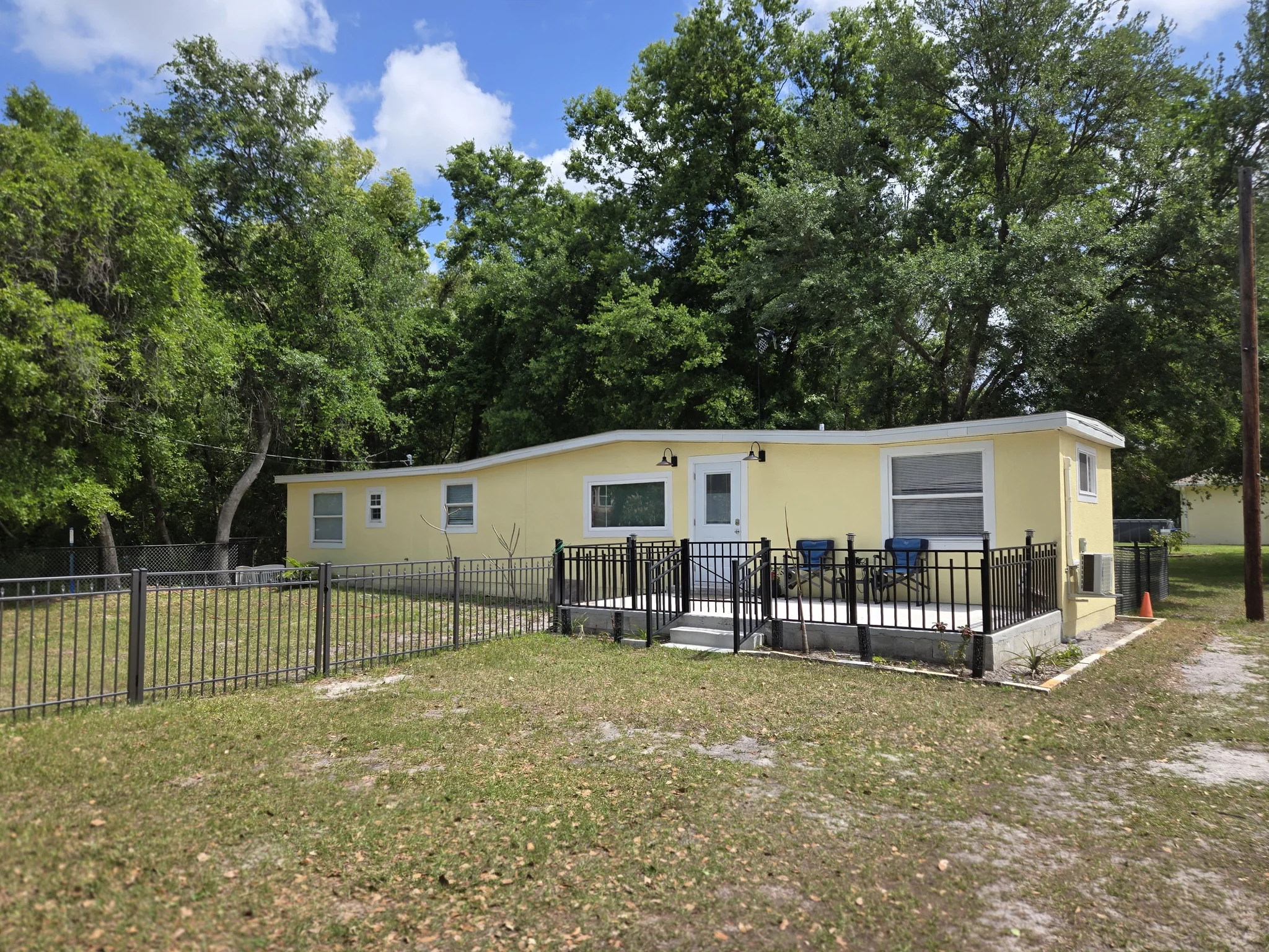 Safety Harbor House: 754 Elm St