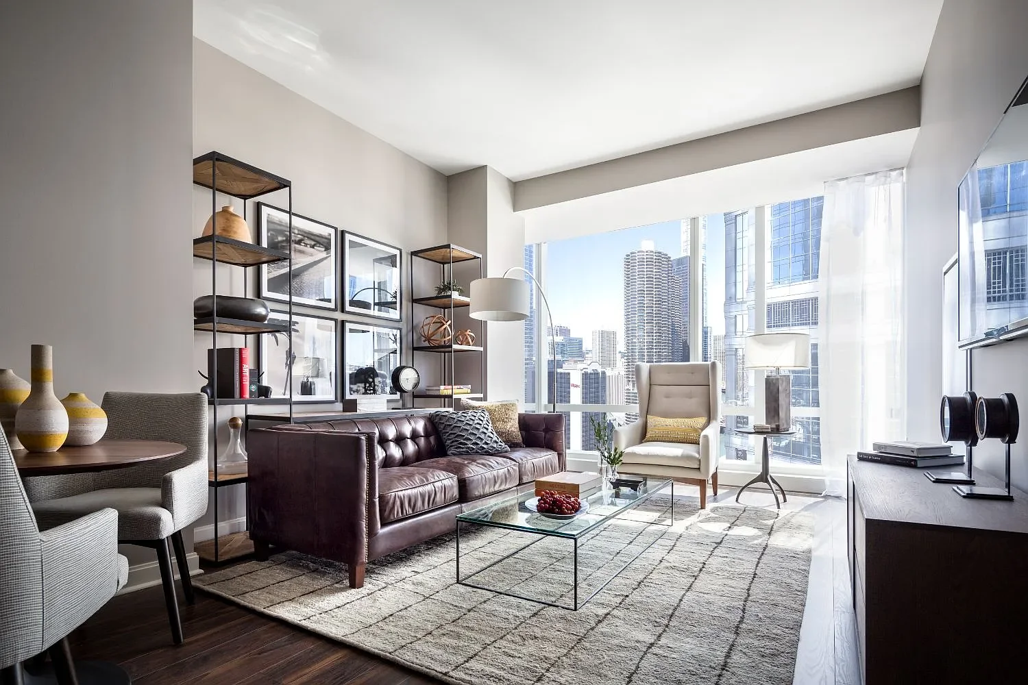 Chicago Condo: 151 W Wacker Dr