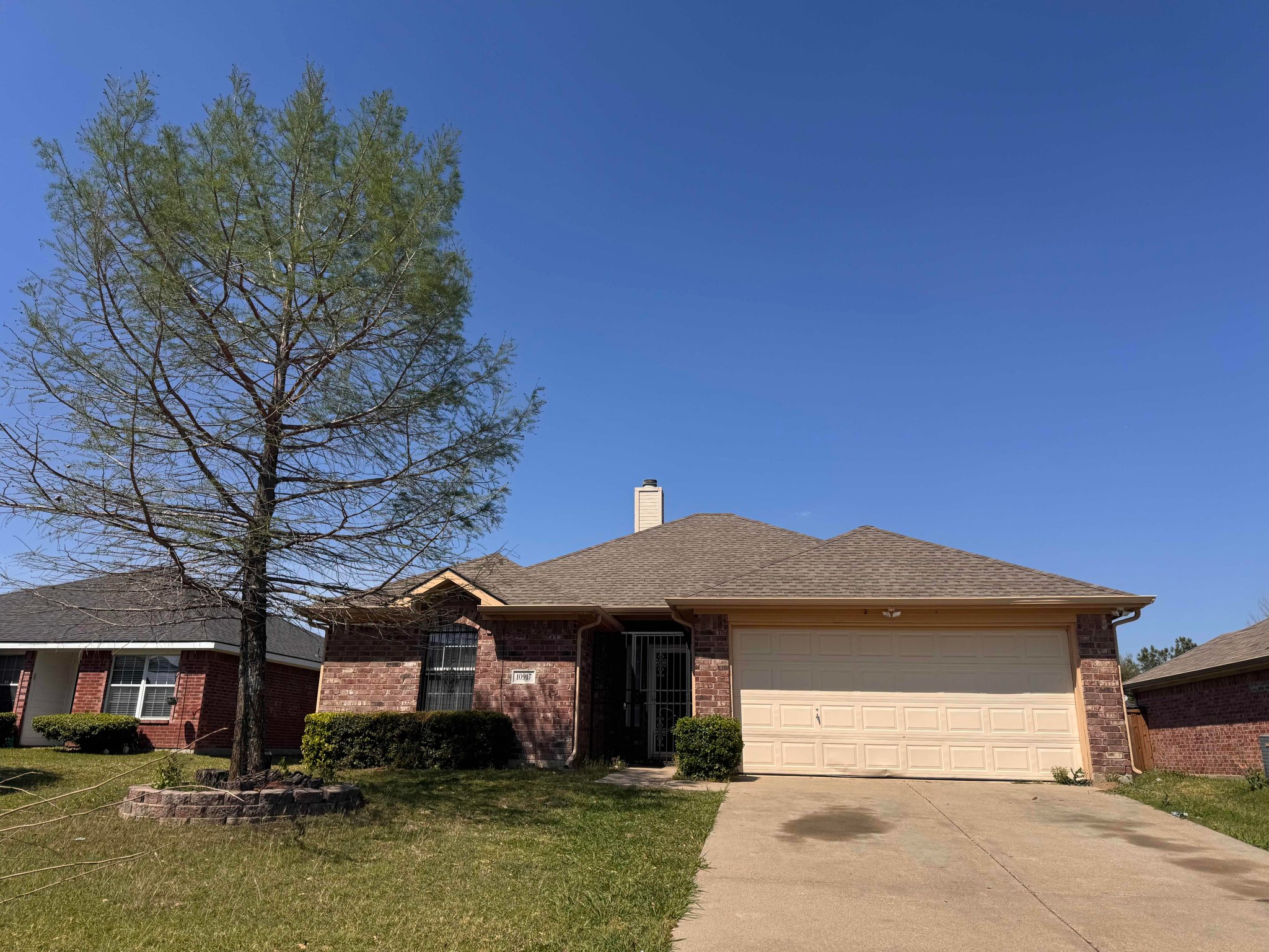 Balch Springs House: 10917 Spring Grove Dr.