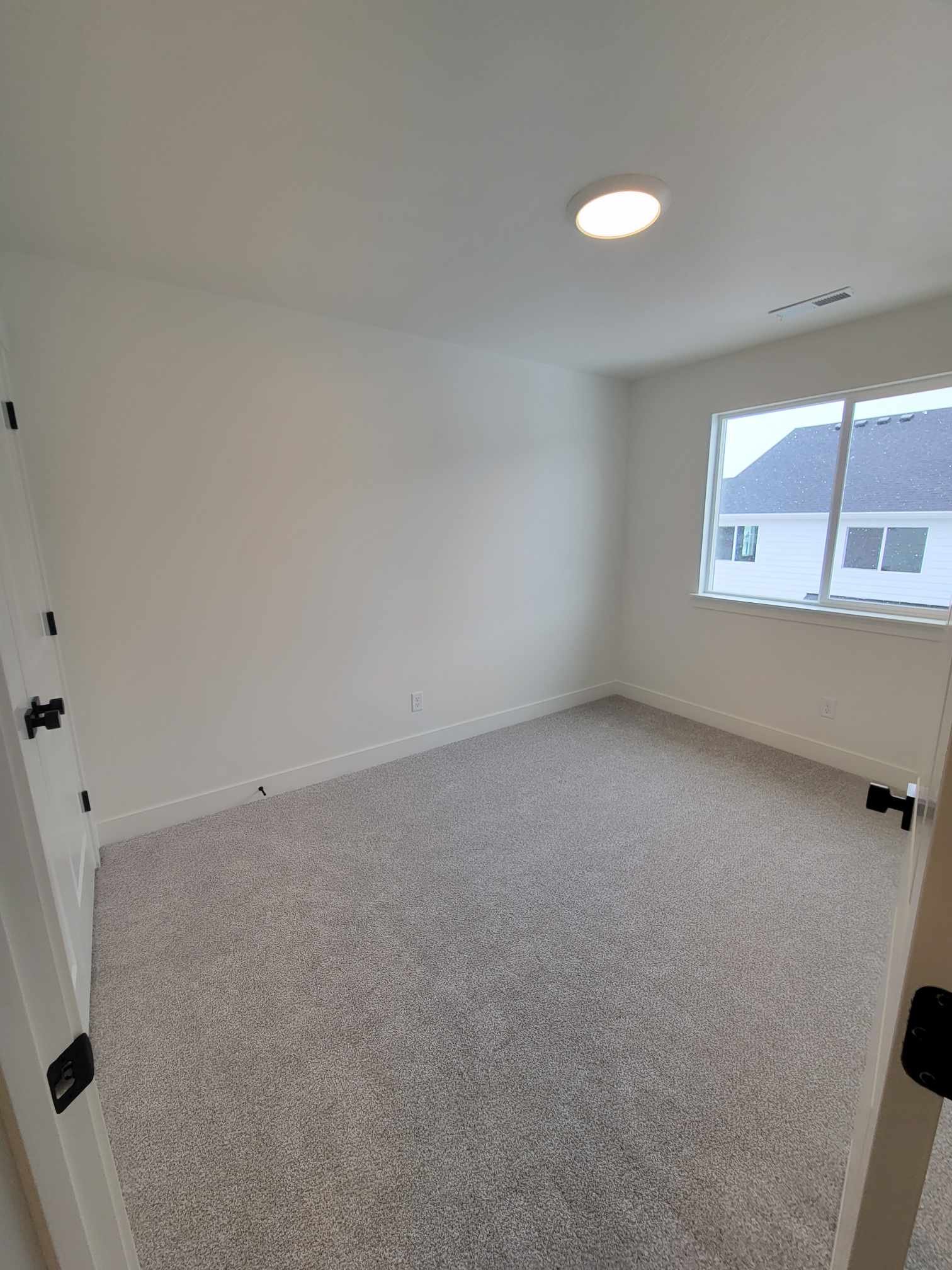 Saratoga Springs Townhome: 967 Sunspear Drive