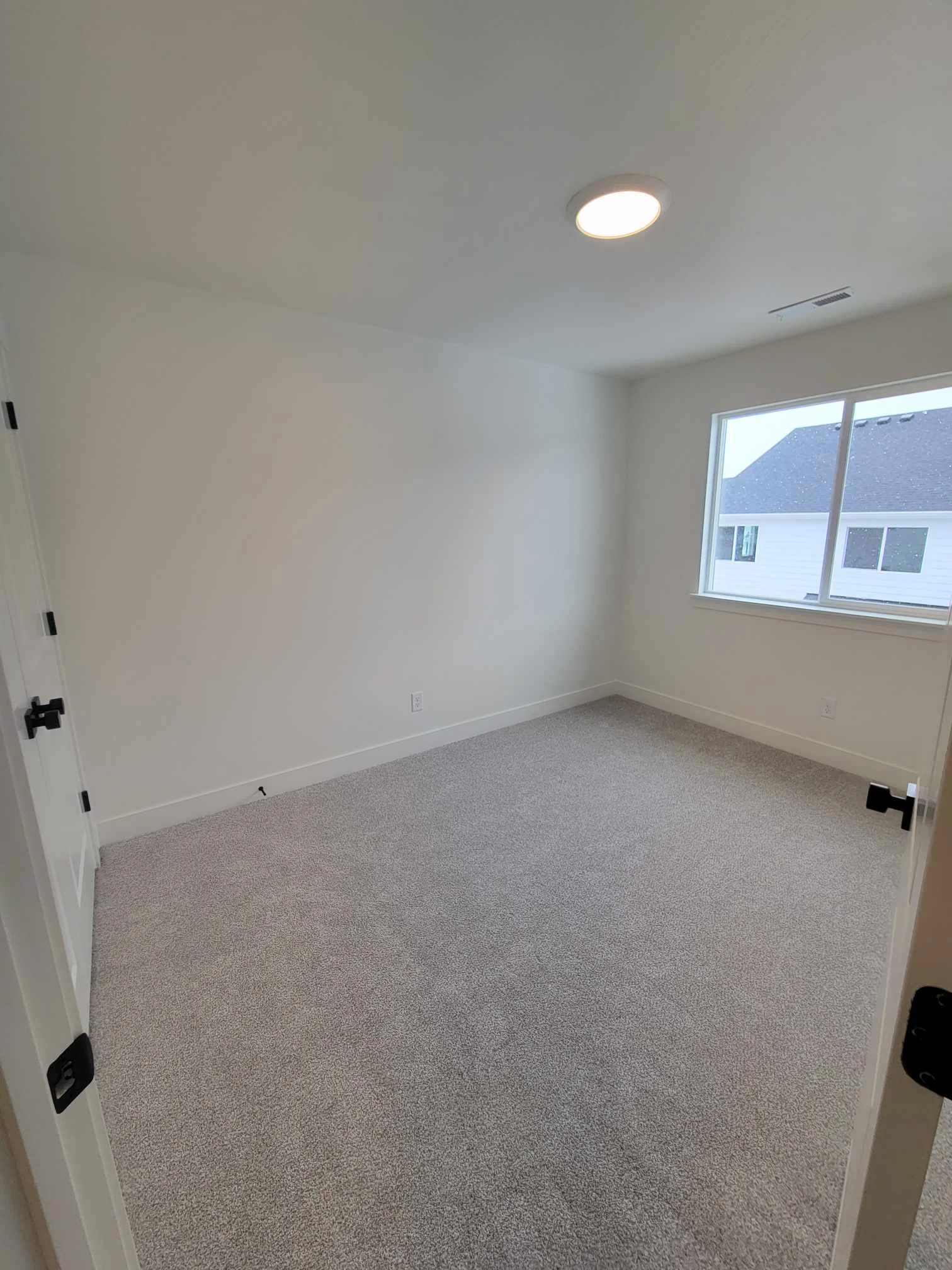 Saratoga Springs Townhome: 967 Sunspear Drive