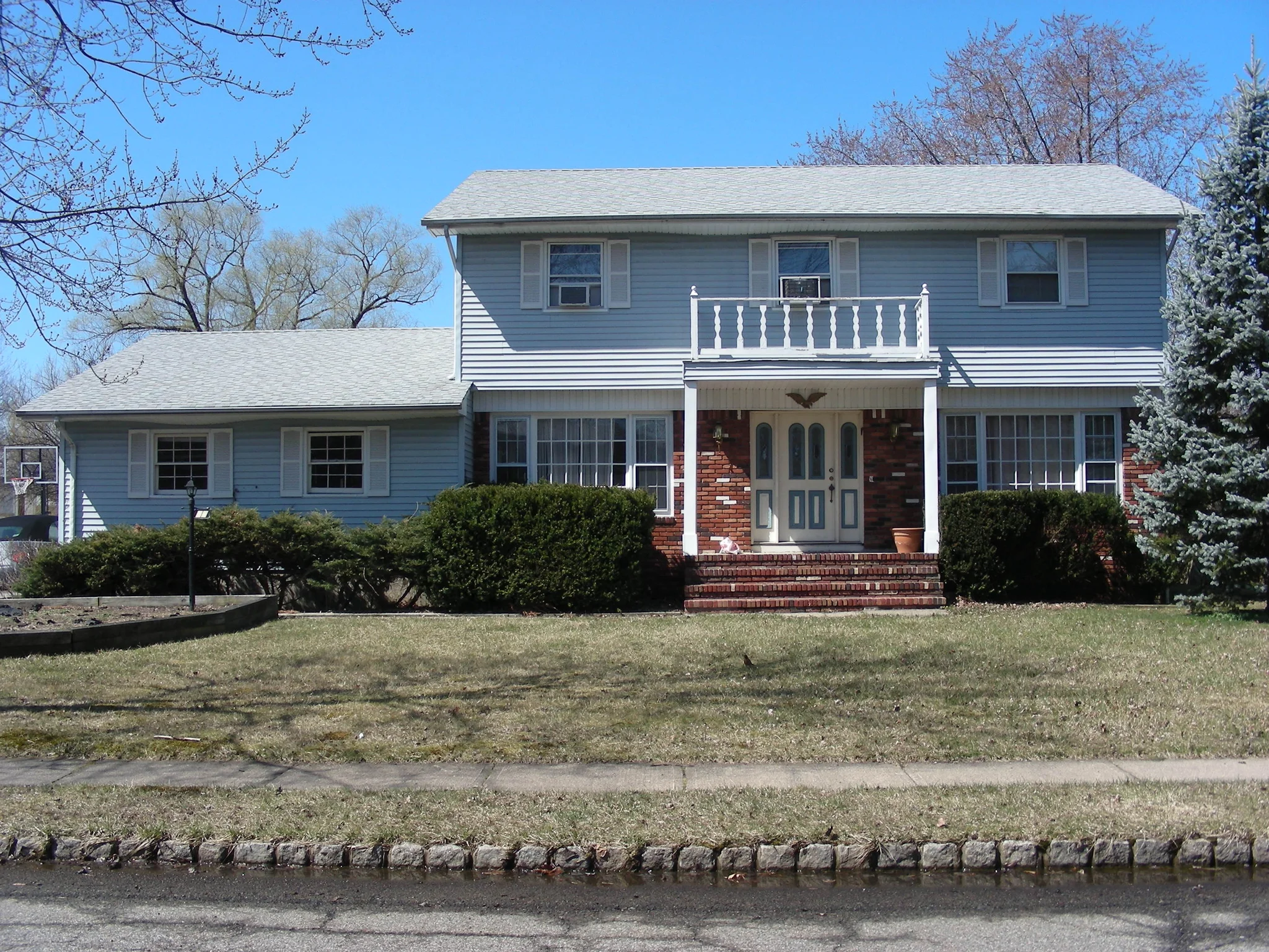 Parsippany House: 17 Arnold Dr