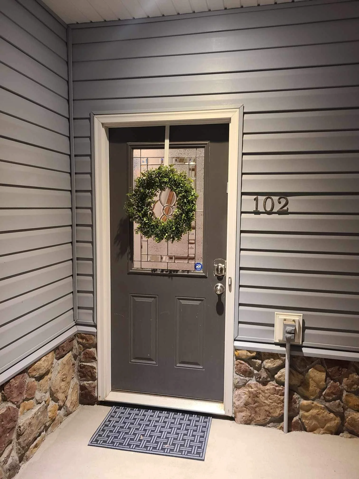 Lexington Townhome: 2412 Lake Park Road