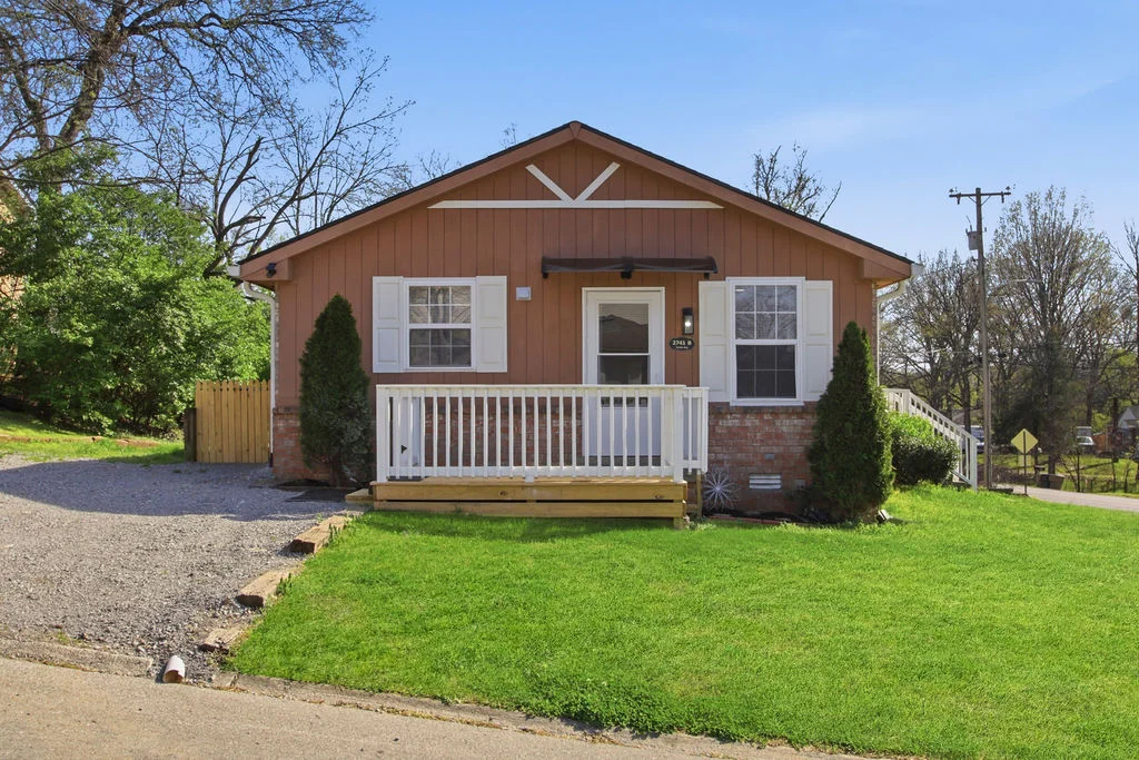 Nashville Multiplex: 2741 Jones Ave Unit B