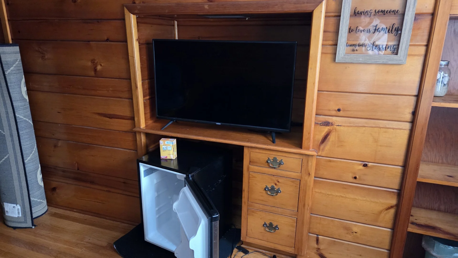 Naugatuck House: 1335 New Haven Rd