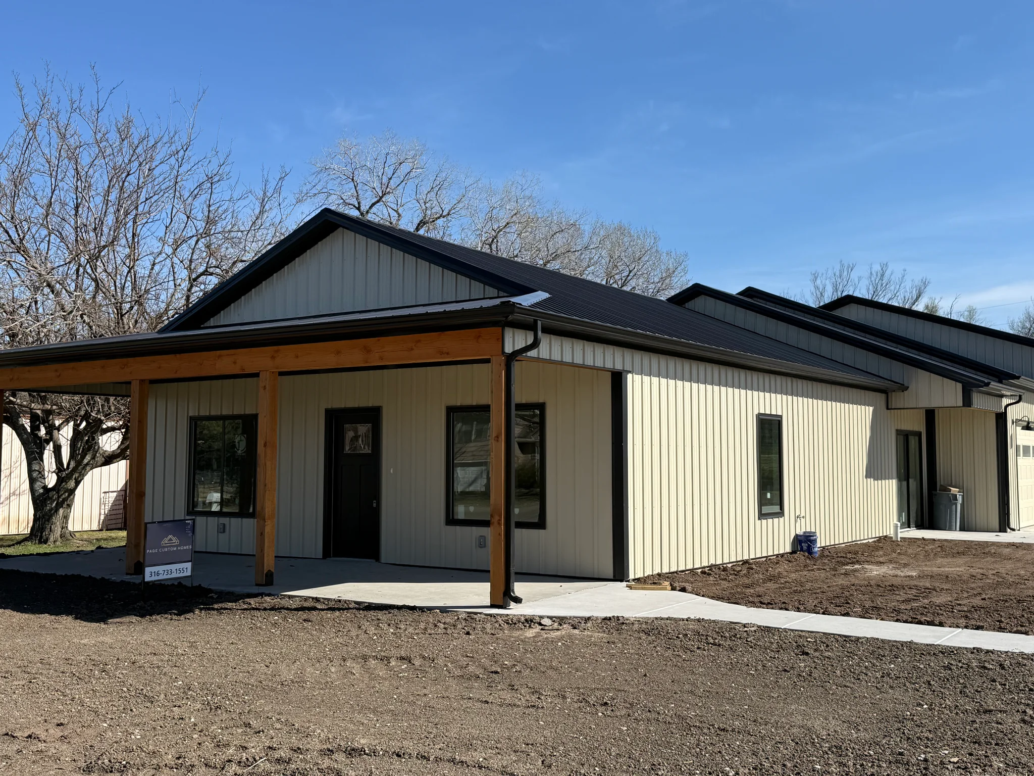 Andover House: 405 W Allison St.