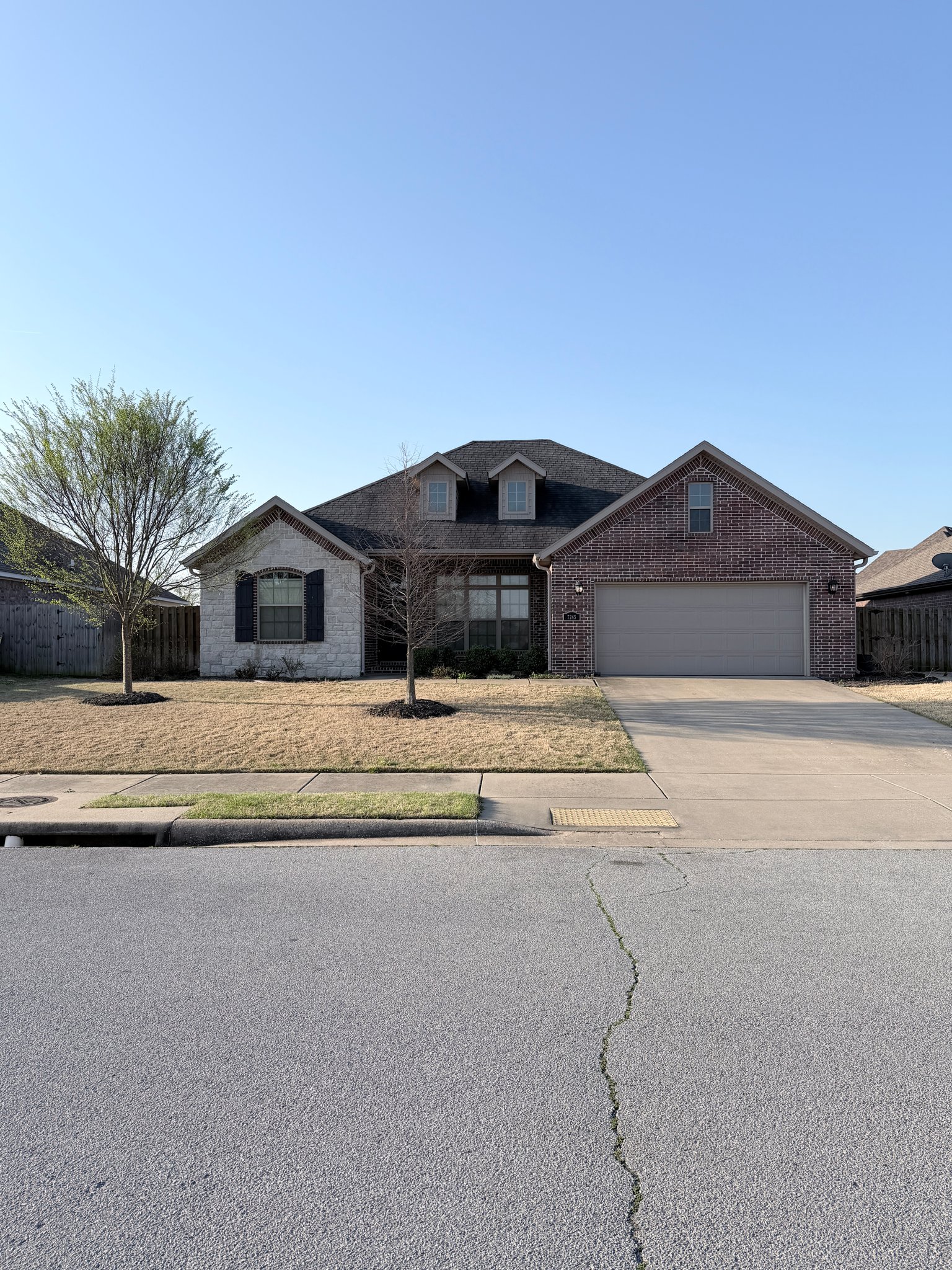 Springdale House: 7245 Devonshire Ave