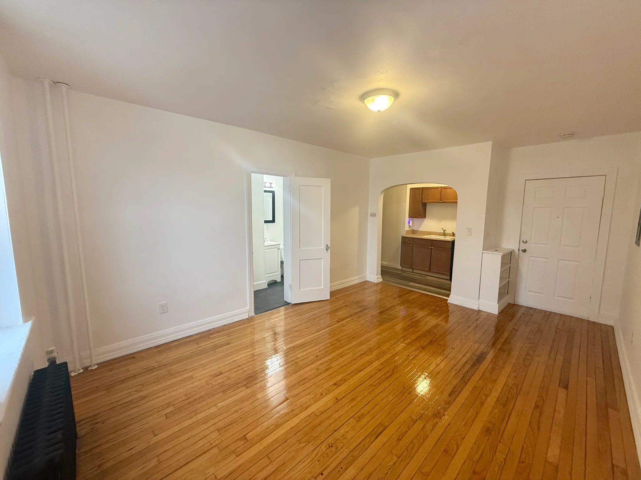 Troy Apartment: 366 4th ave