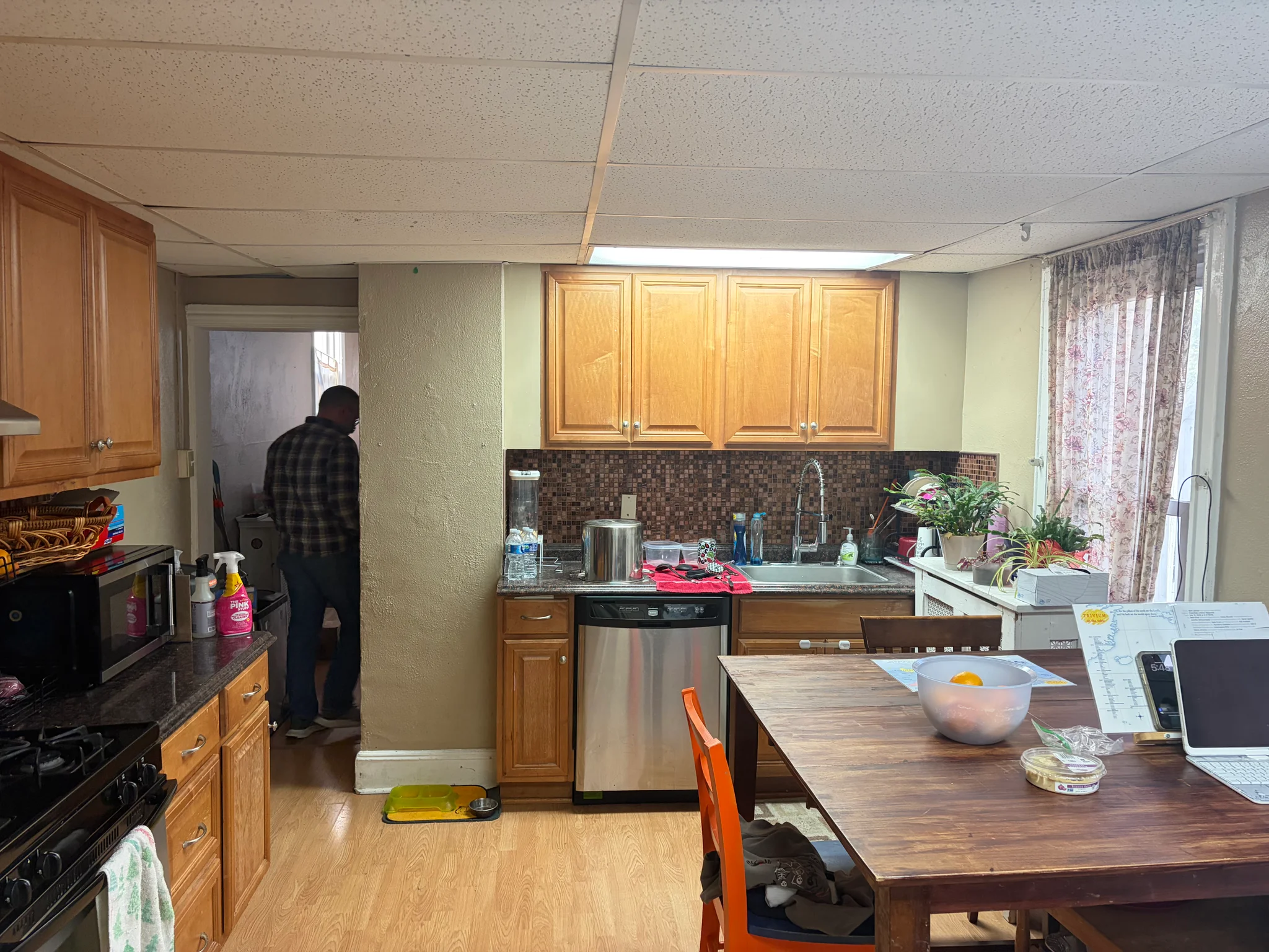 Bordentown Apartment: 223 Farnsworth Ave