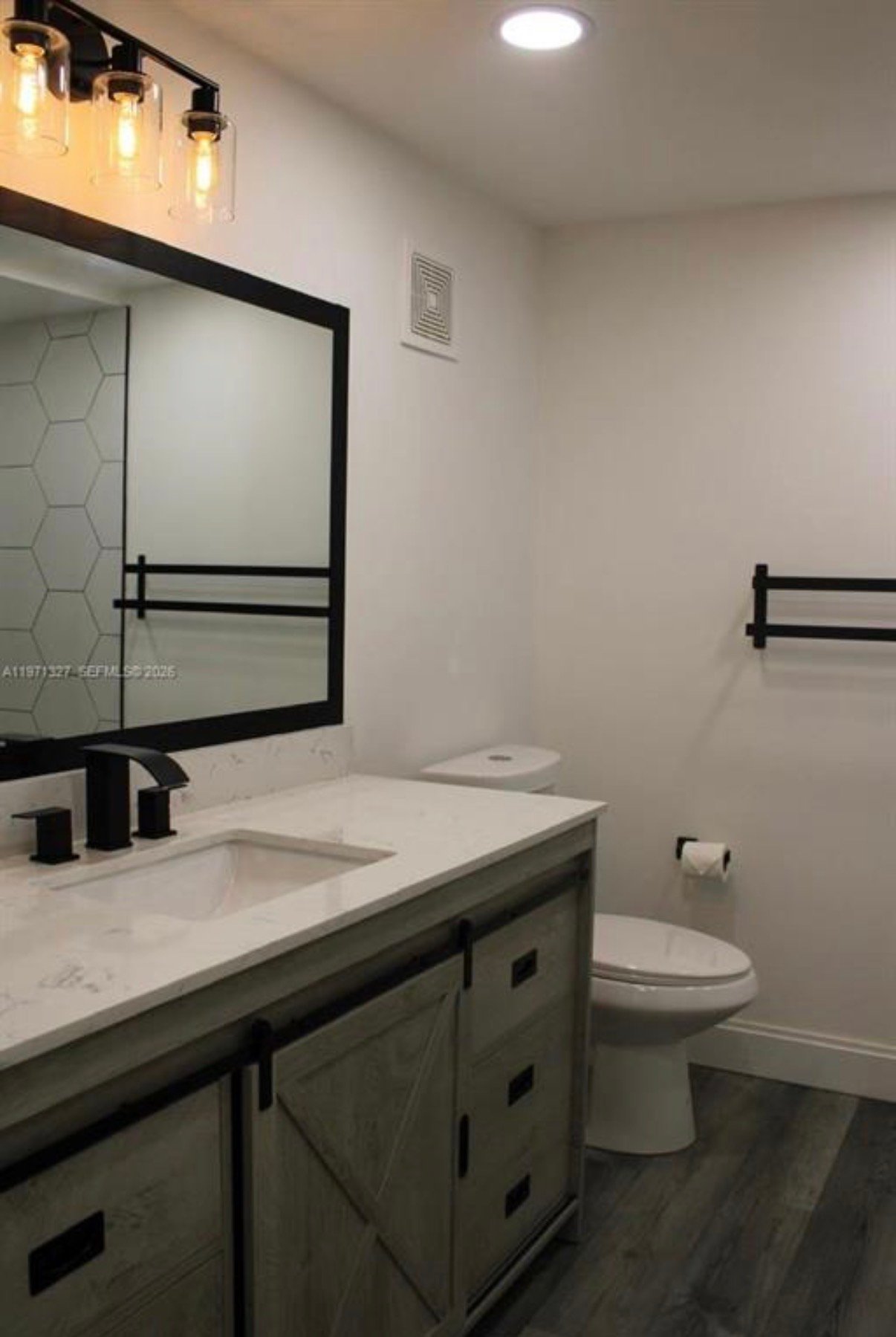 Weston Condo: 210 Lakeview Dr