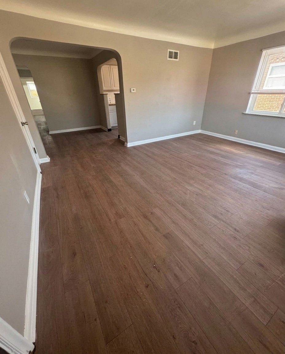 Cincinnati Multiplex: 1665 Anita Place