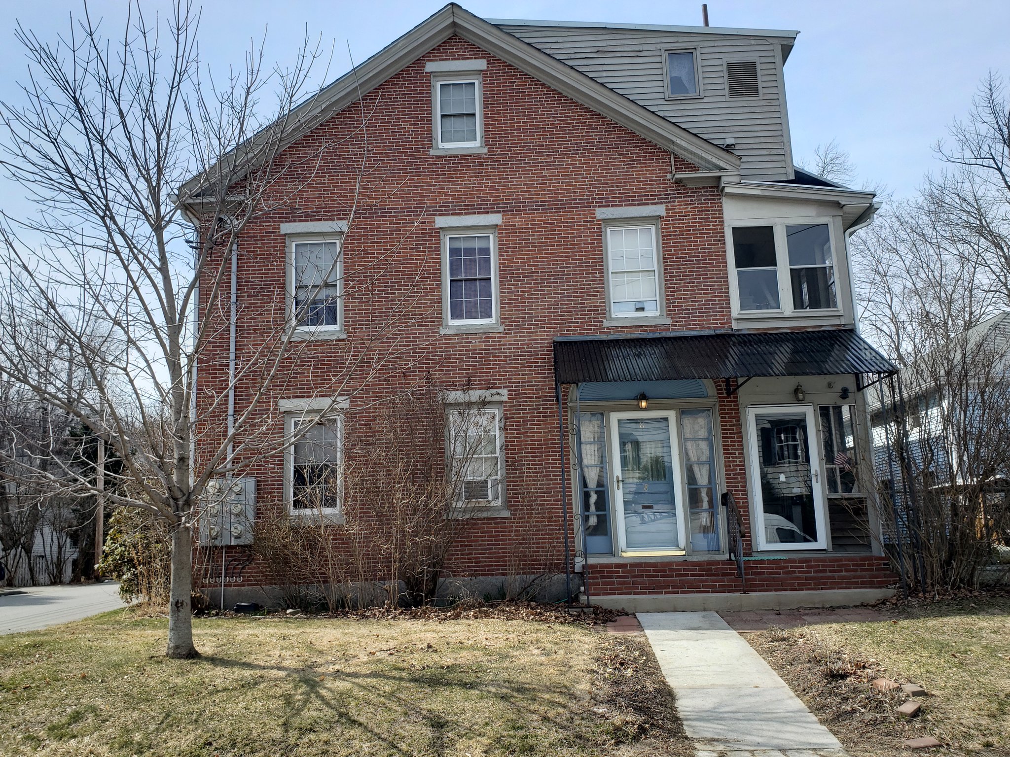 Augusta Apartment: 8 Sewall St