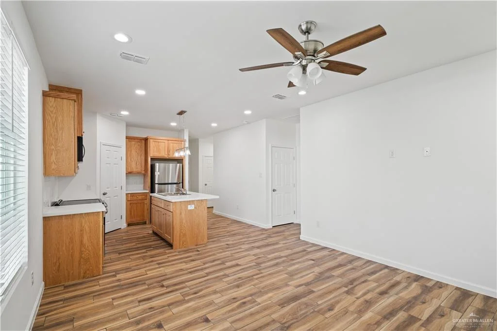 Edinburg Apartment: 2108 E San Andrea Street