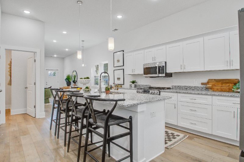Hanahan Townhome: 5739 Murray Dr.