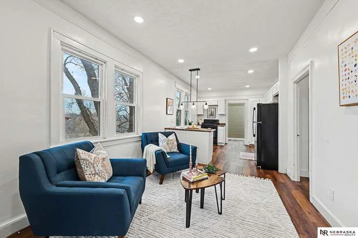 Omaha House: 4507 S 15th St