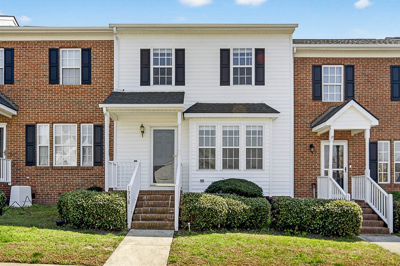 Fuquay-Varina Townhome: 1938 Stroll Cir