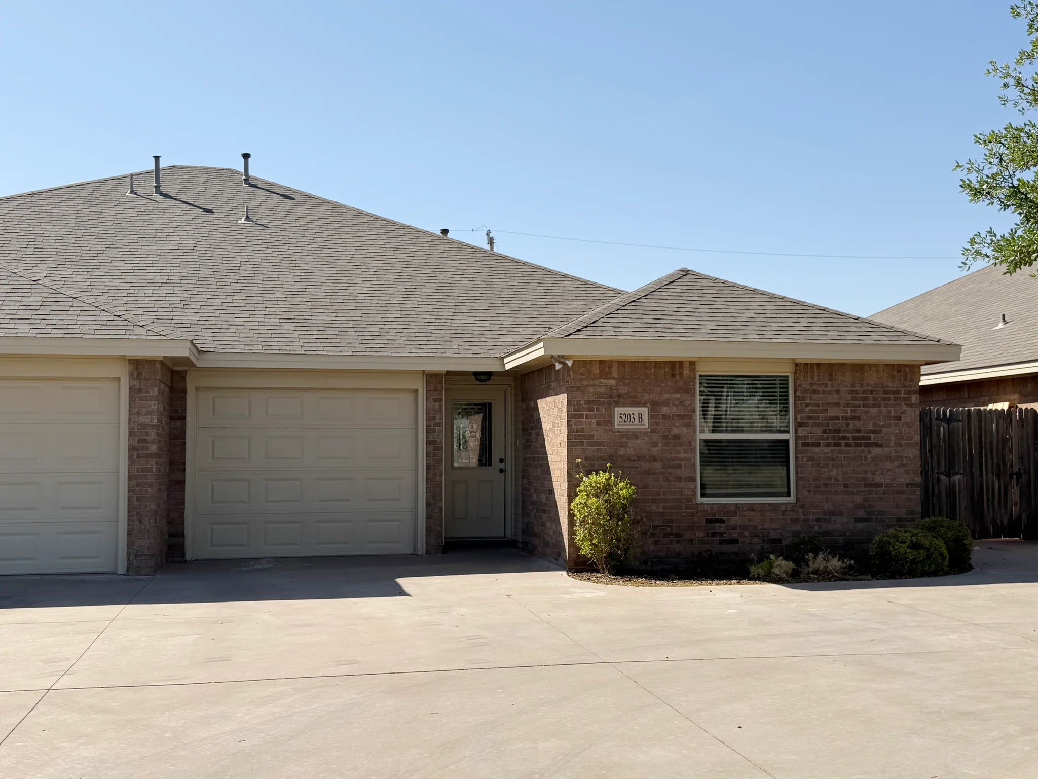 Midland Townhome: 5203 Graceland Dr
