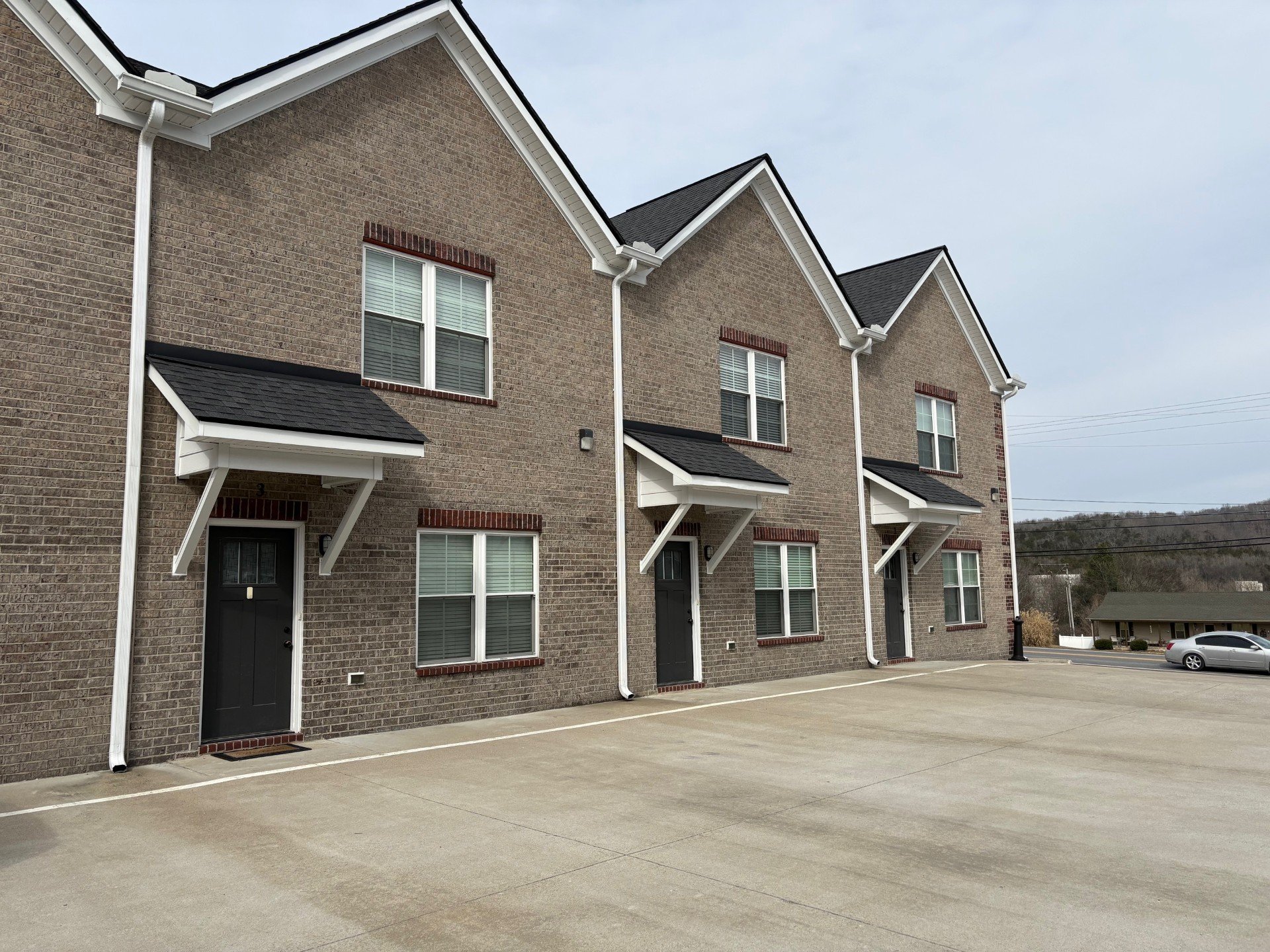 Woodbury Townhome: 311 McMinnville Hwy