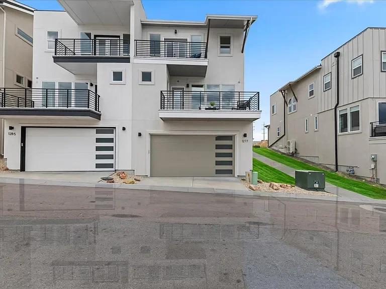 Boise Multiplex: 1277 Echelon Ridge Ln