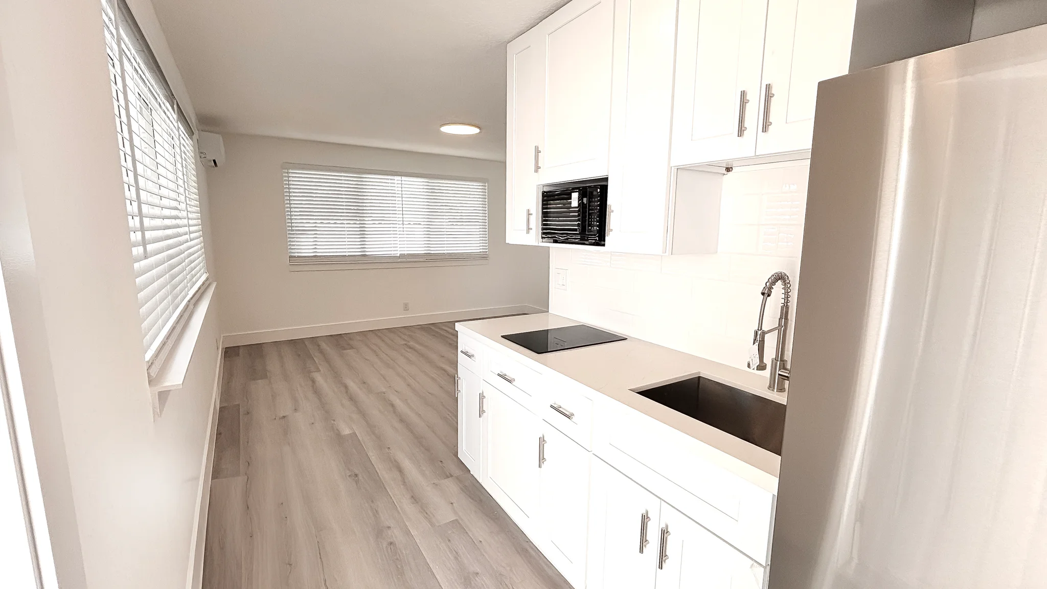 HOLLYWOOD House: 721 N 68 TER