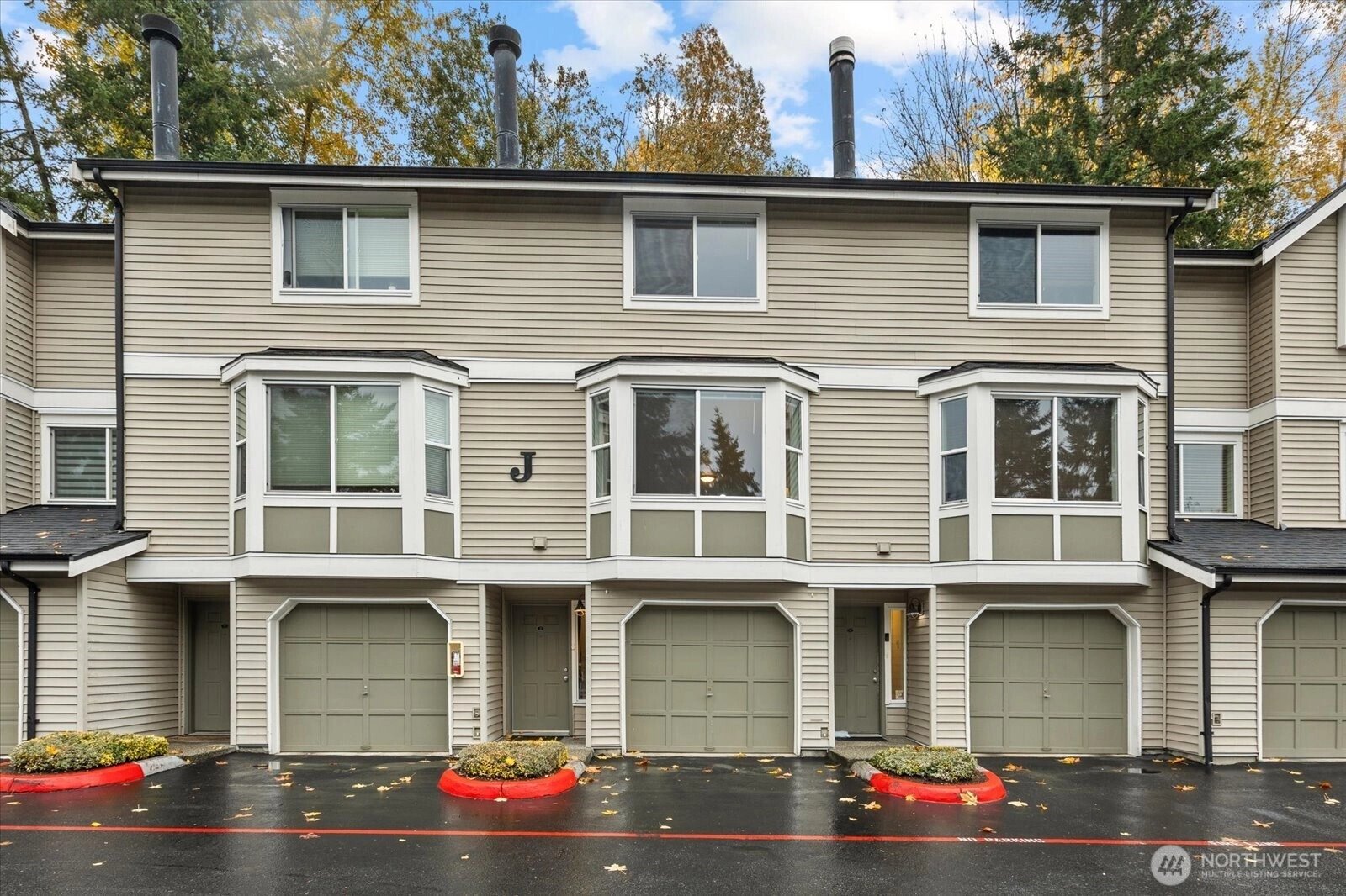 Mill Creek Condo: 16101 Bothell Everett Hwy