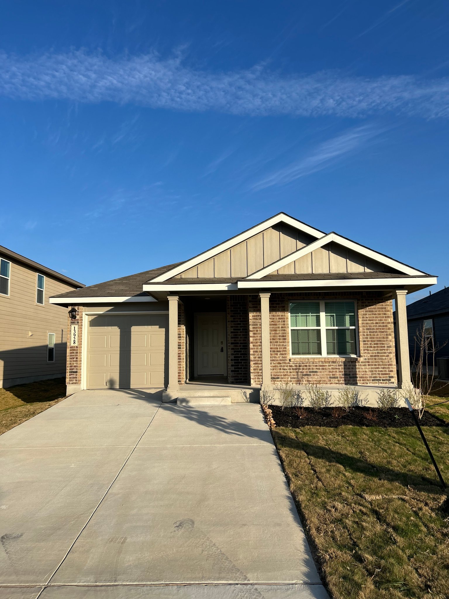 San Antonio House: 13928 San Saba Falls