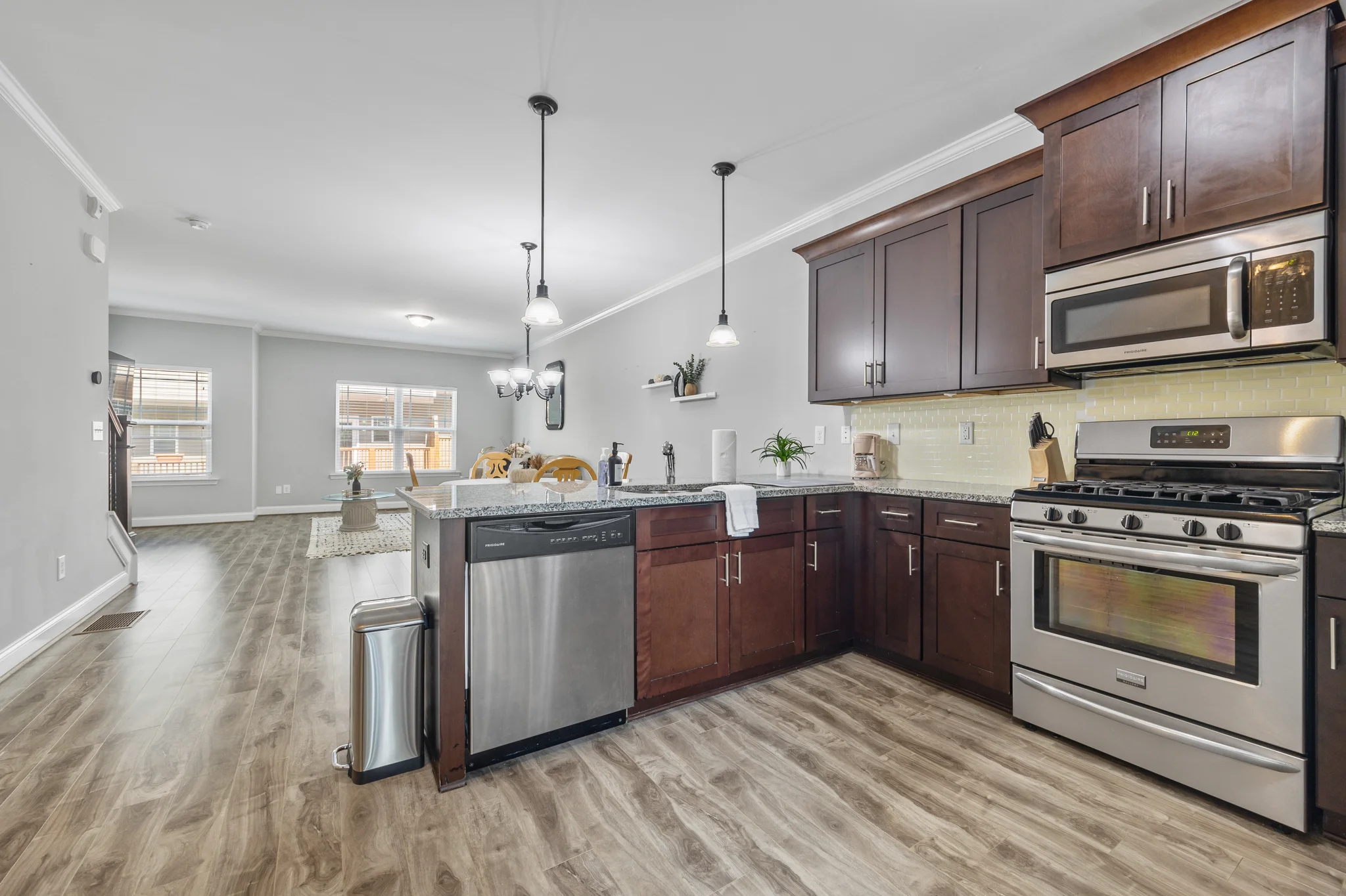 2 Bedroom Townhome – 1365 Memorial Dr SE, #9, Atlanta, GA