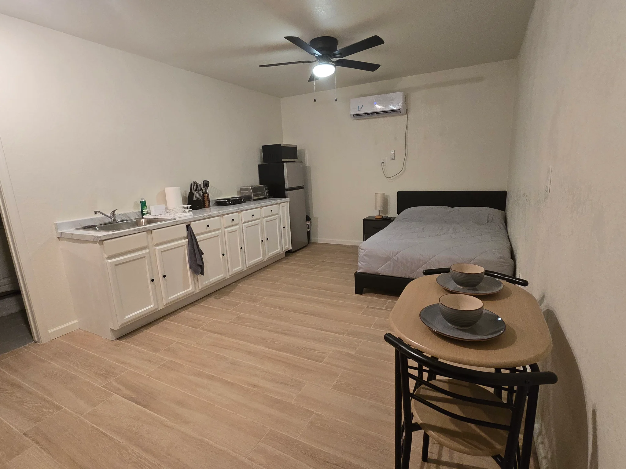 Phoenix Other: 1934 E Brill St