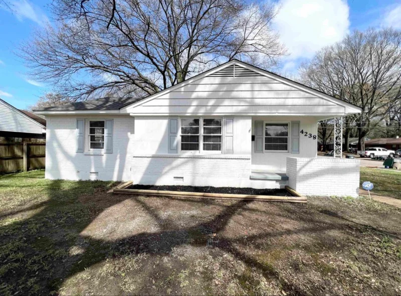 Memphis House: 4238 Cherrydale Ave