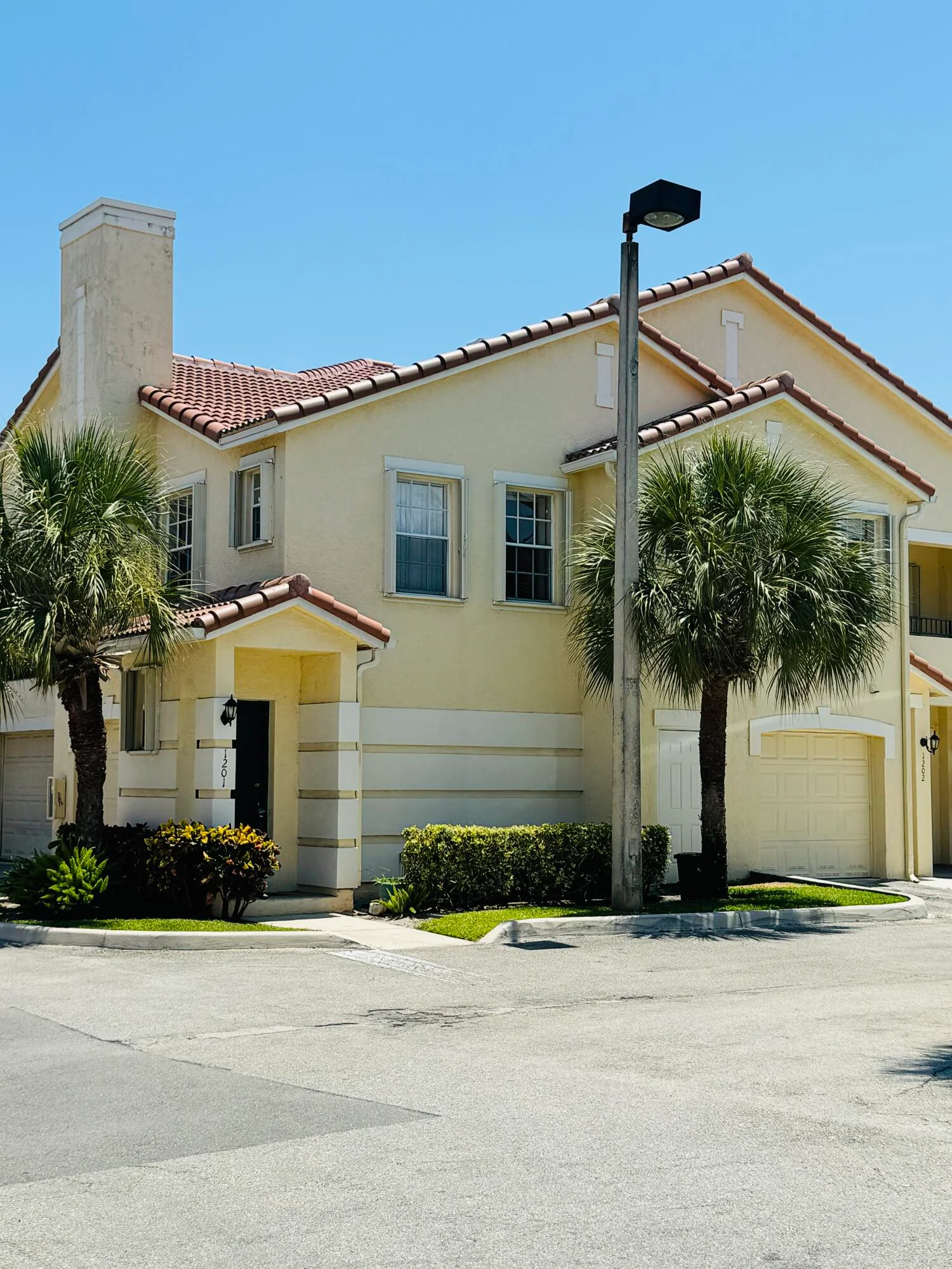 Boynton Beach Townhome: 1201 Belmont Place