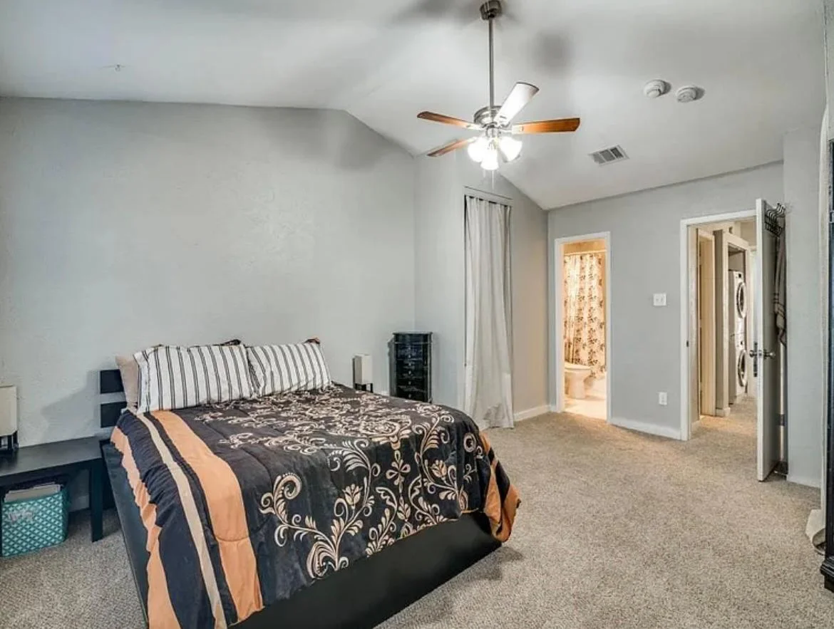 Mesquite Condo: 717 Lee St.