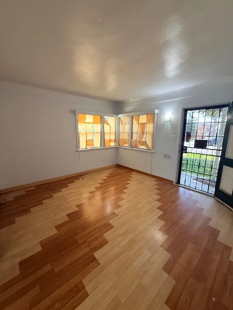 Maywood House: 4401 E 52nd St