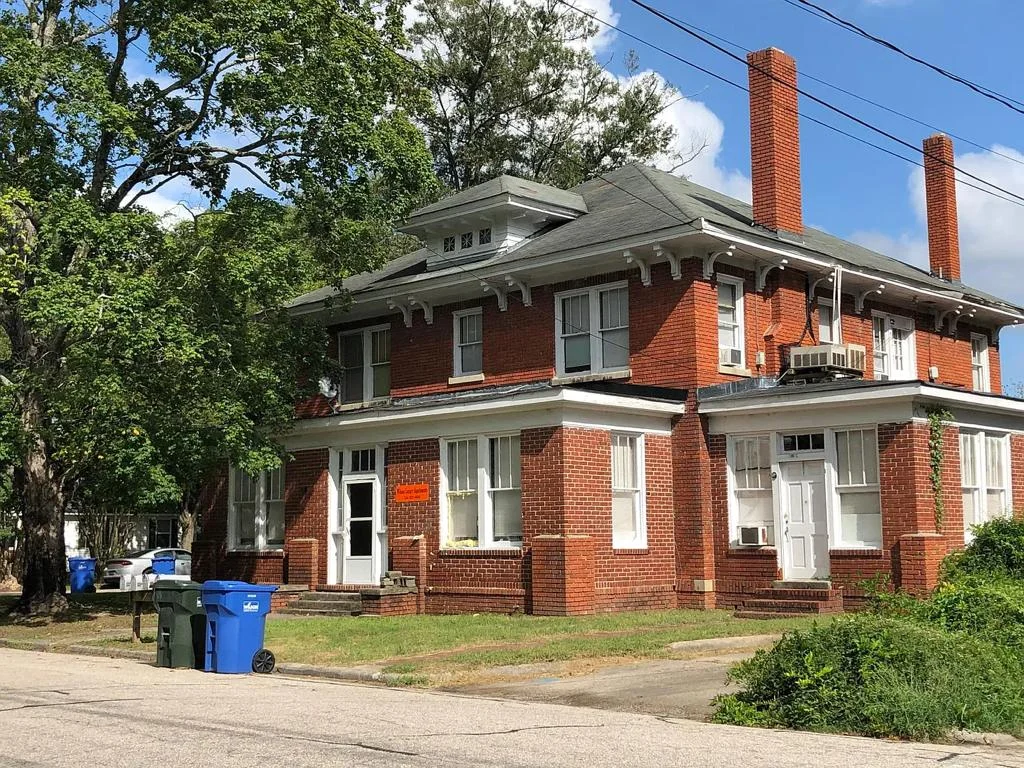 Wilson Multiplex: 406 Rogers Ave N