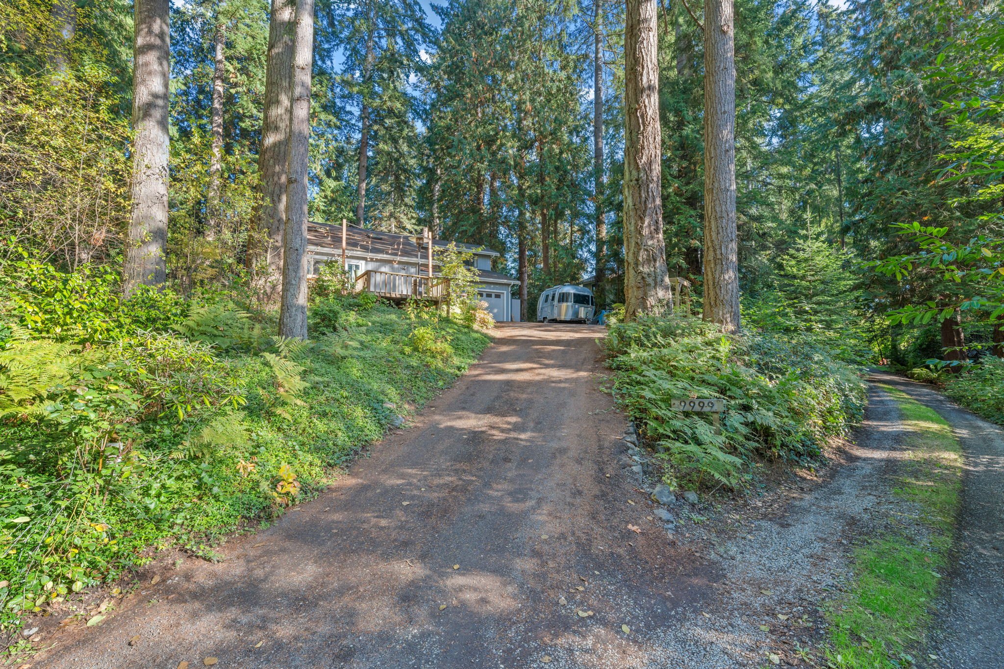 Bainbridge Island House: 9999 NE Beach Crest Dr
