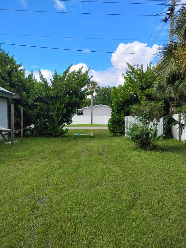 Labelle Other: 1475 N Bridge St