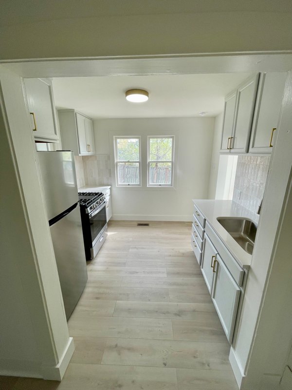 Salt Lake City House: 818 S 1100 E