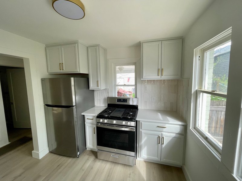 Salt Lake City House: 818 S 1100 E