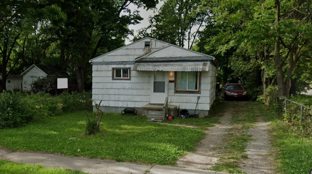 Flint House: 2621 Churchill Ave